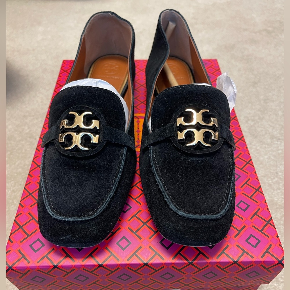 Tory Burch Metal Miller 15mm loafer Nat Suede. Sz 8 US. Black/Gold
